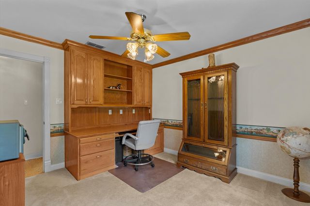 325 Clements Ranch Rd, Kilgore, TX 75662