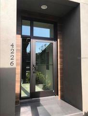 4226 GAUGE LINE LOOP, Tampa, FL 33624