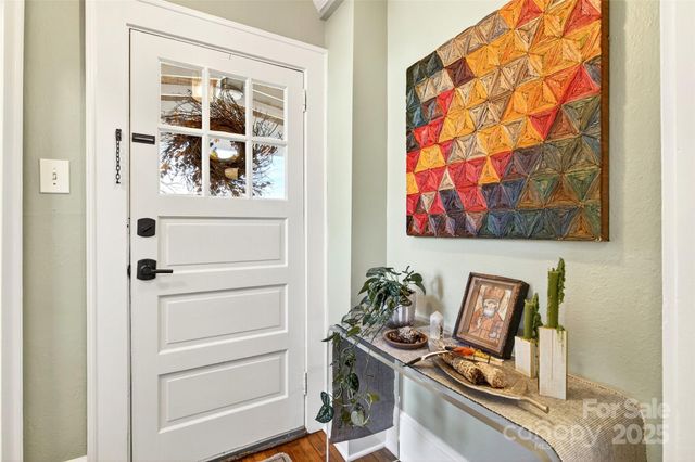 18 Princeton Drive, Asheville, NC 28806