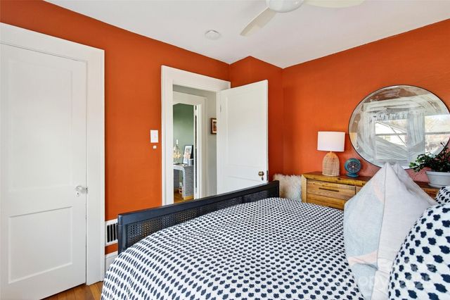 18 Princeton Drive, Asheville, NC 28806