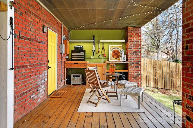 18 Princeton Drive, Asheville, NC 28806