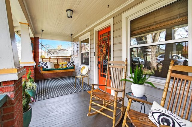 18 Princeton Drive, Asheville, NC 28806