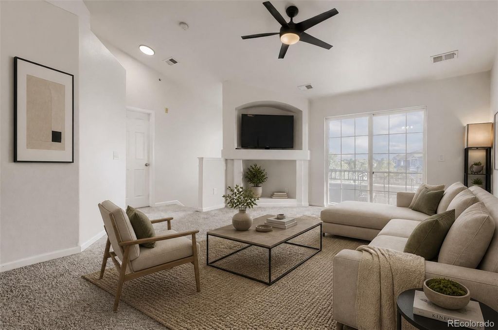 5255 Memphis Street 1222, Denver, CO 80239