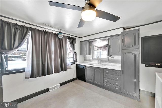 1837 OLD SPRING VALLEY RD, Reading, PA 19604