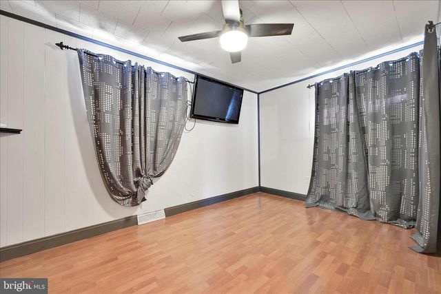 1837 OLD SPRING VALLEY RD, Reading, PA 19604