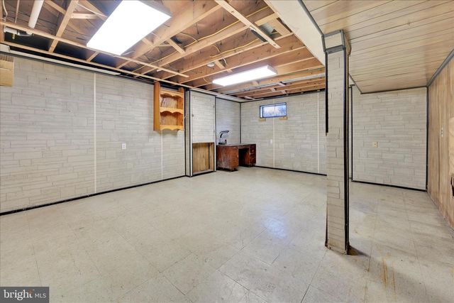 1837 OLD SPRING VALLEY RD, Reading, PA 19604