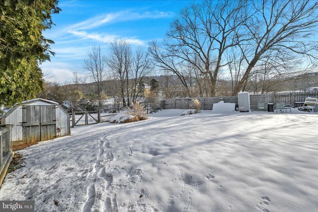 1837 OLD SPRING VALLEY RD, Reading, PA 19604