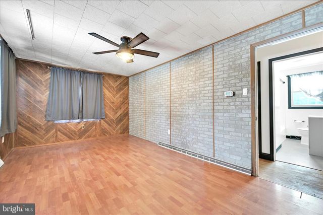 1837 OLD SPRING VALLEY RD, Reading, PA 19604