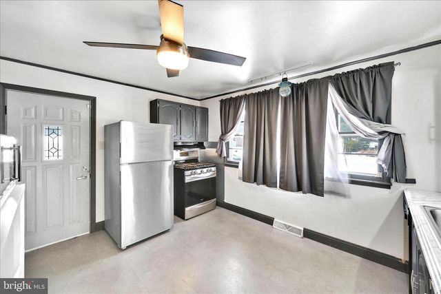 1837 OLD SPRING VALLEY RD, Reading, PA 19604