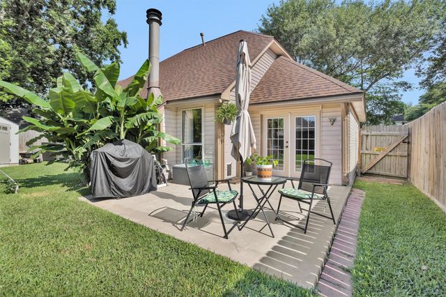 1417 S Heron Drive, Seabrook, TX 77586