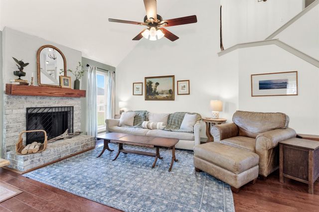 1417 S Heron Drive, Seabrook, TX 77586
