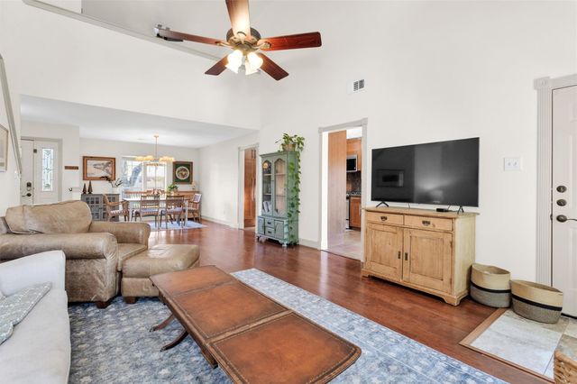 1417 S Heron Drive, Seabrook, TX 77586