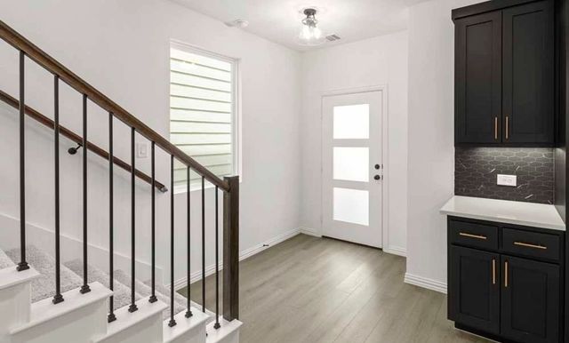 2557 Lost Maples Lane, Dallas, TX 75228