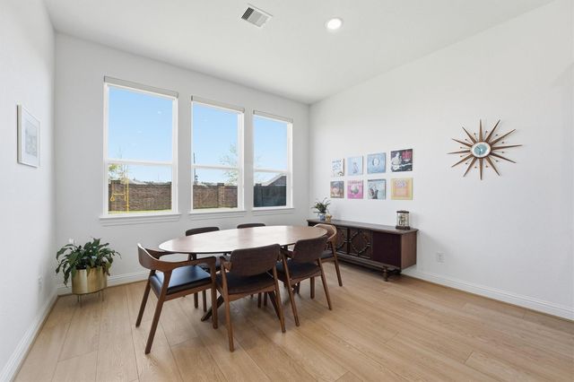 12526 Sabine Point Drive, Humble, TX 77346