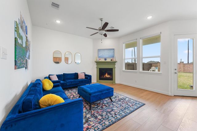 12526 Sabine Point Drive, Humble, TX 77346