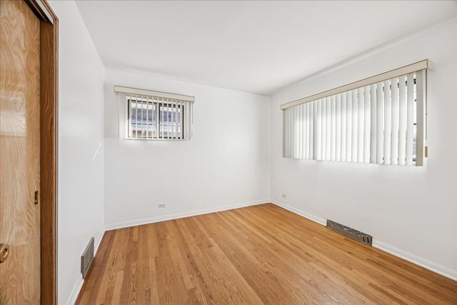 11121 Martindale Drive, Westchester, IL 60154