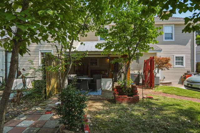 286 Donna Dr Apt B, Hendersonville, TN 37075