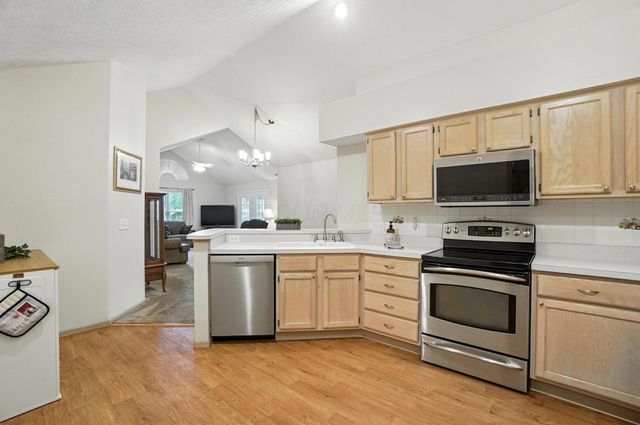103 Abbeycross Lane, Westerville, OH 43082