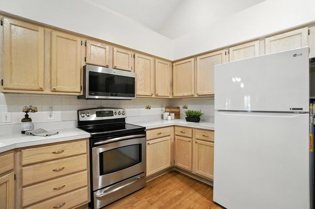 103 Abbeycross Lane, Westerville, OH 43082
