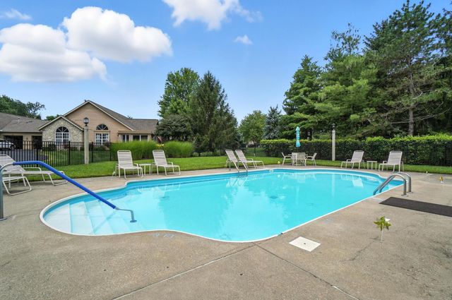 103 Abbeycross Lane, Westerville, OH 43082