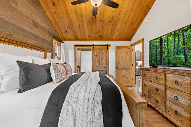 241 Wolf Creek Mountain Road, Mineral Bluff, GA 30559