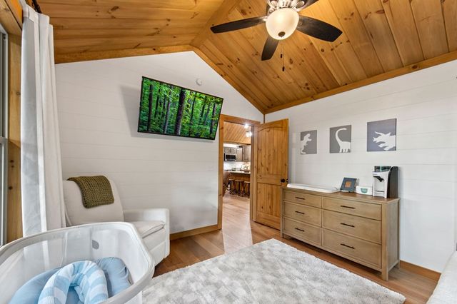 241 Wolf Creek Mountain Road, Mineral Bluff, GA 30559