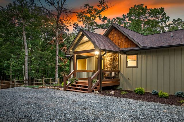 241 Wolf Creek Mountain Road, Mineral Bluff, GA 30559
