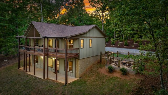 241 Wolf Creek Mountain Road, Mineral Bluff, GA 30559