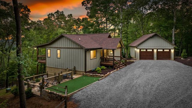 241 Wolf Creek Mountain Road, Mineral Bluff, GA 30559