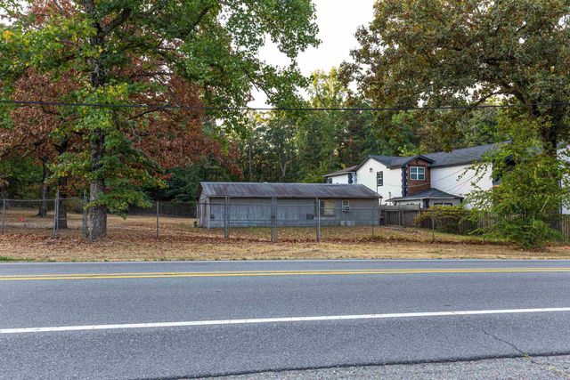 8601 Arch St Pike, Little Rock, AR 72206