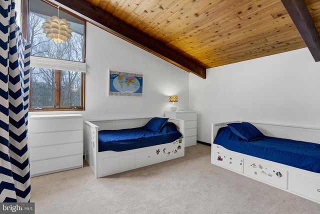 36 BLUE STONE CT, Chadds Ford, PA 19317