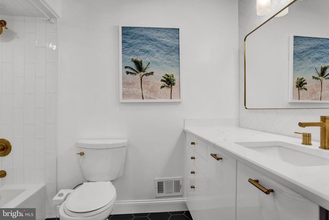 36 BLUE STONE CT, Chadds Ford, PA 19317