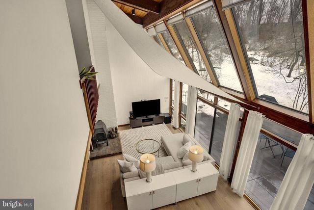 36 BLUE STONE CT, Chadds Ford, PA 19317