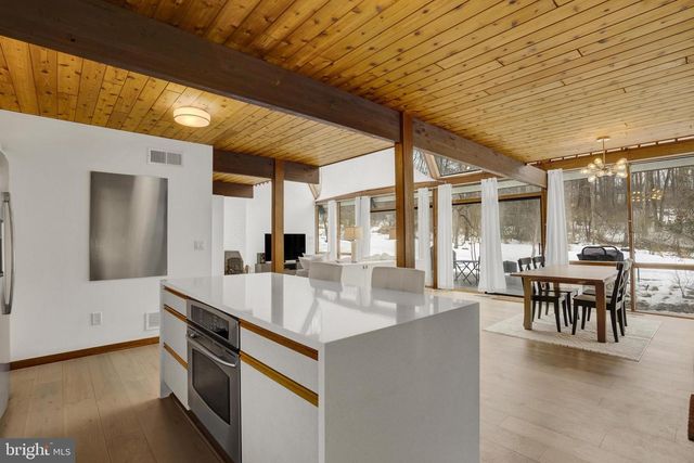 36 BLUE STONE CT, Chadds Ford, PA 19317