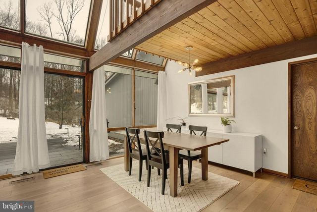 36 BLUE STONE CT, Chadds Ford, PA 19317