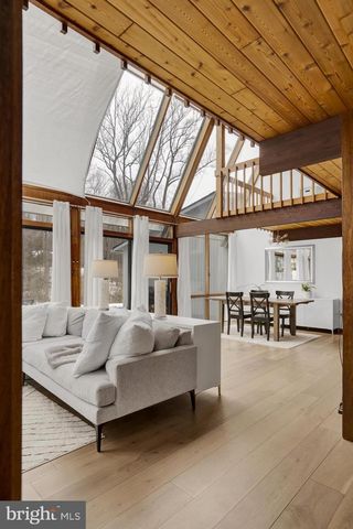 36 BLUE STONE CT, Chadds Ford, PA 19317