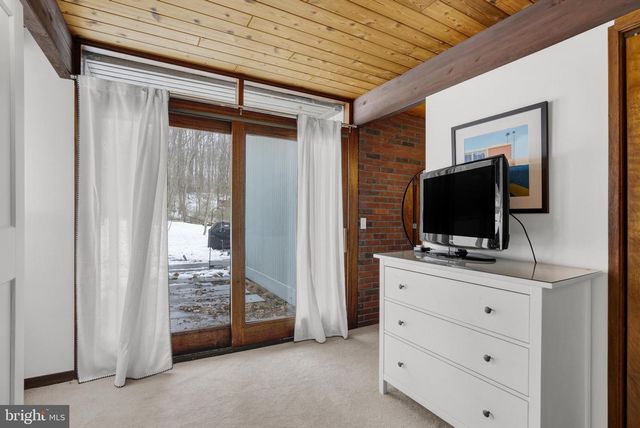 36 BLUE STONE CT, Chadds Ford, PA 19317