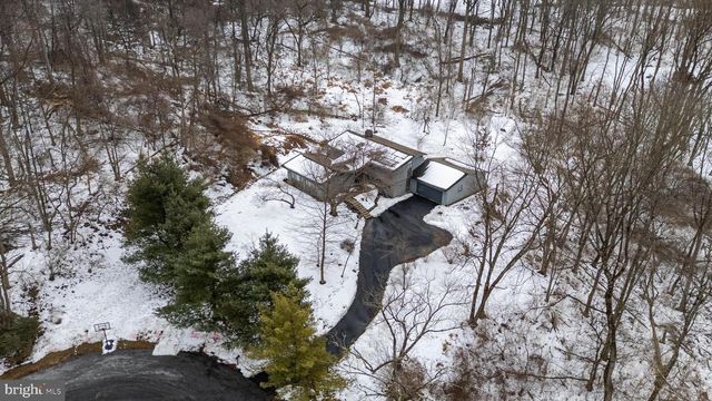 36 BLUE STONE CT, Chadds Ford, PA 19317