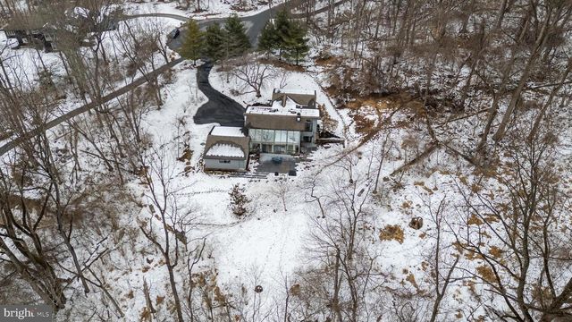 36 BLUE STONE CT, Chadds Ford, PA 19317