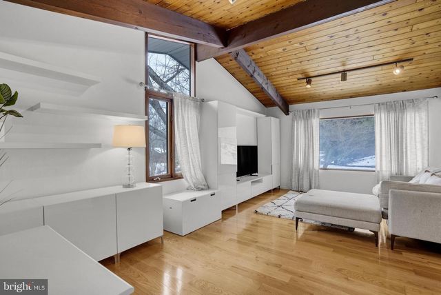 36 BLUE STONE CT, Chadds Ford, PA 19317