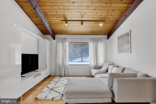 36 BLUE STONE CT, Chadds Ford, PA 19317