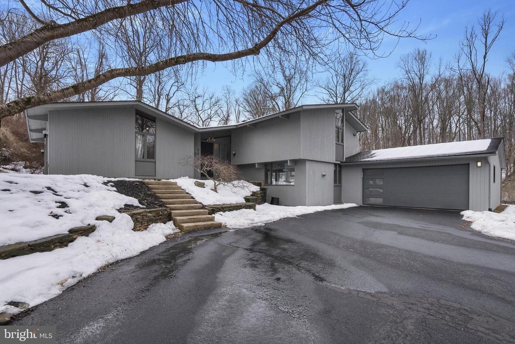 36 BLUE STONE CT, Chadds Ford, PA 19317