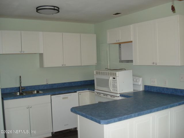 4776 CARDINAL Boulevard, Jacksonville, FL 32210