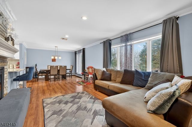 38 Butternut Dr, Vernon Twp., NJ 07462