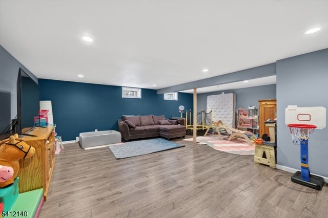 38 Butternut Dr, Vernon Twp., NJ 07462