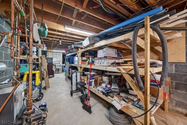 38 Butternut Dr, Vernon Twp., NJ 07462