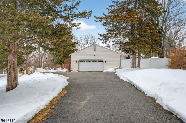 38 Butternut Dr, Vernon Twp., NJ 07462