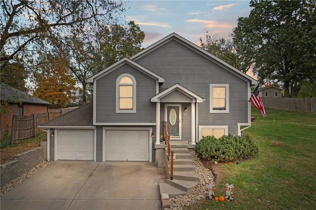 1417 5th Avenue, Leavenworth, KS 66048