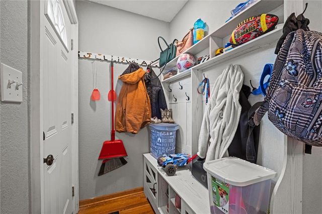 1417 5th Avenue, Leavenworth, KS 66048