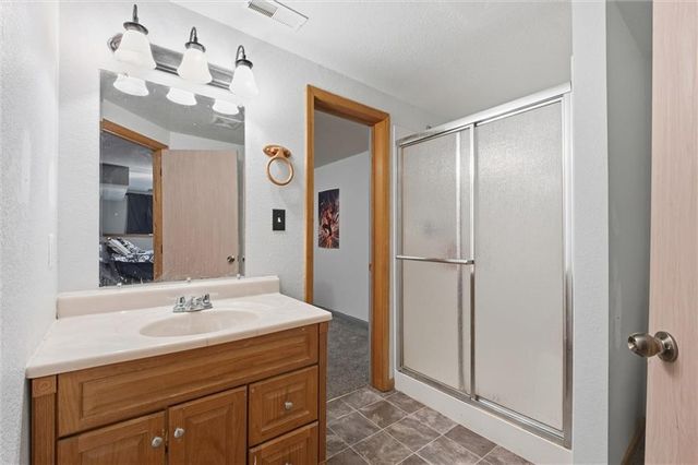 1417 5th Avenue, Leavenworth, KS 66048